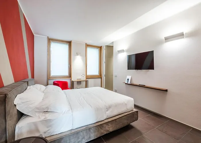 Fuoriporta Affitti Brevi - Parigina - Casangiorgio104 *